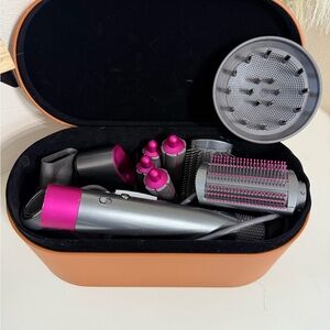 Dyson Airwrap Multi-styler + dryer